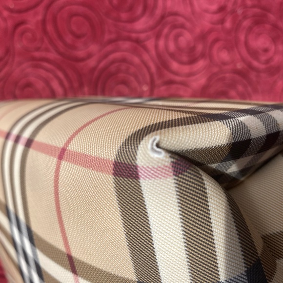 Authentic Burberry Beige House Check/Nova PVC Canvas and Leather Tote Bag - Picture 12 of 16